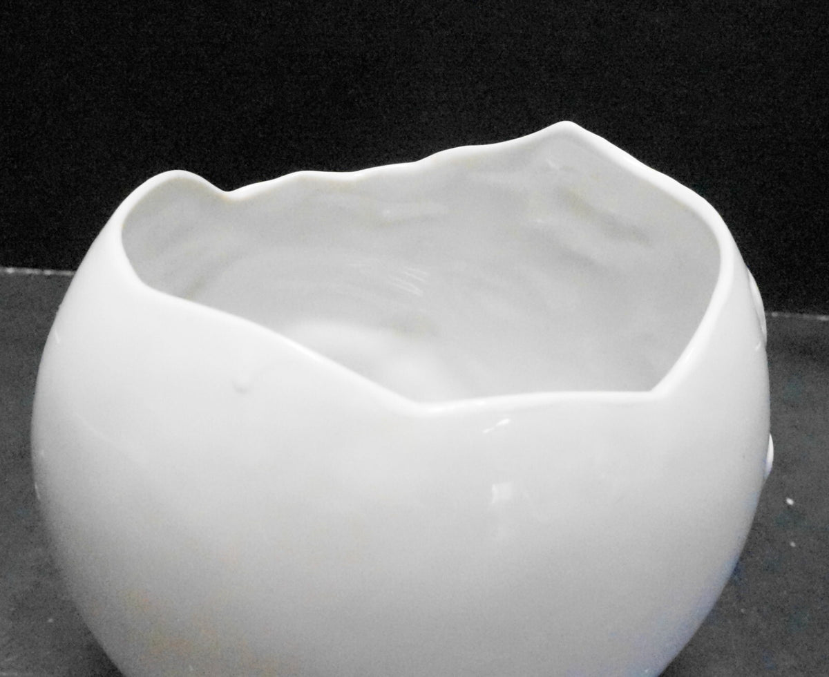 FTD Porcelain Planter Mother Baby Young Childs Holding Hands Pink White 1993
