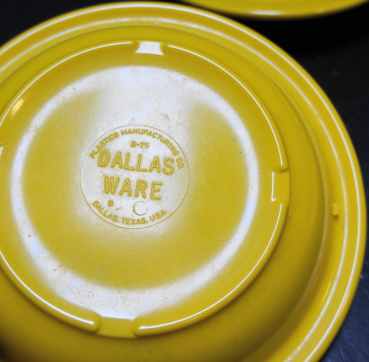 Dallas Ware Bright Yellow Rimmed Soup Cereal Bowls Set of 4