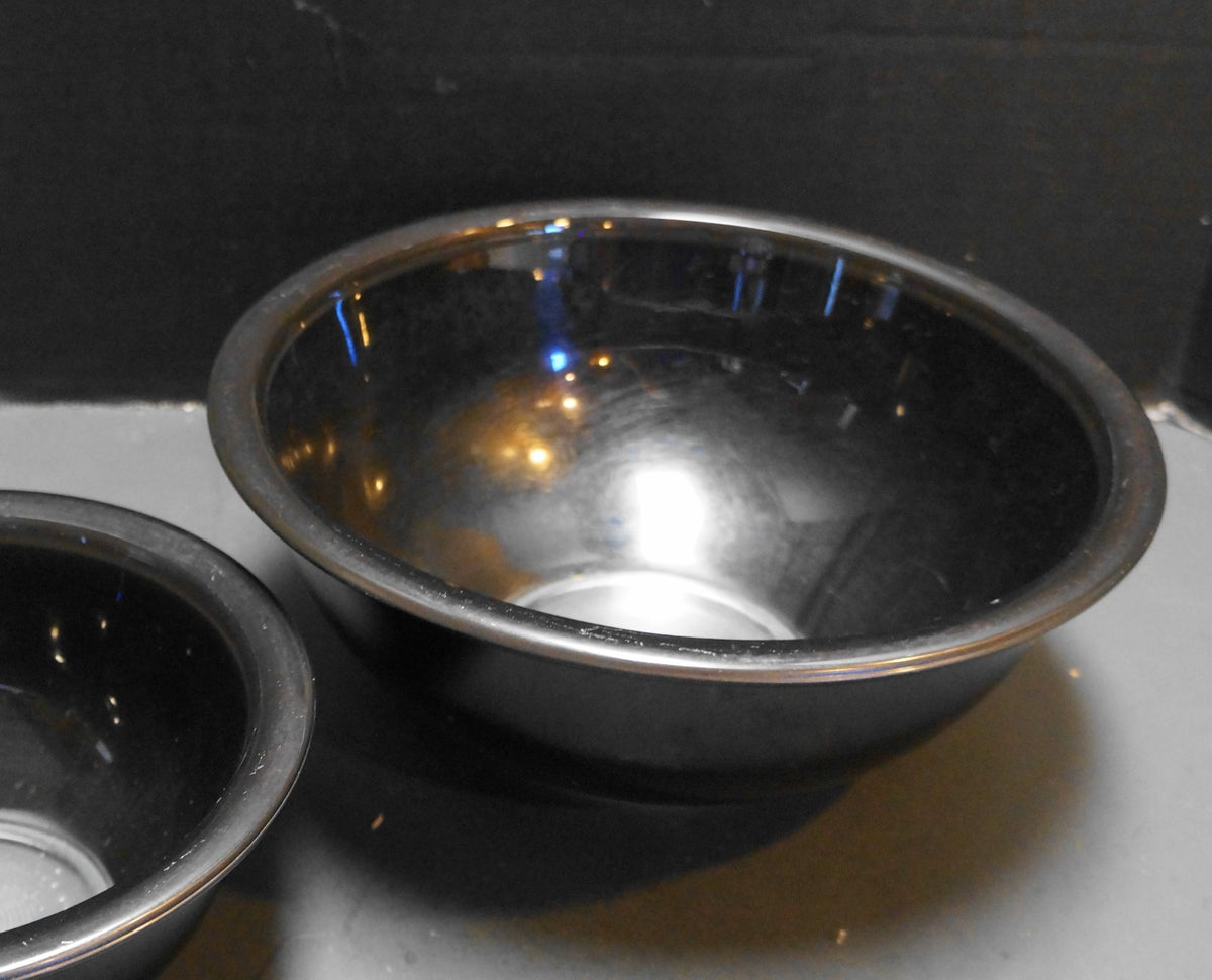 Pyrex Black on Clear 325 322 Mixing Bowls Pair