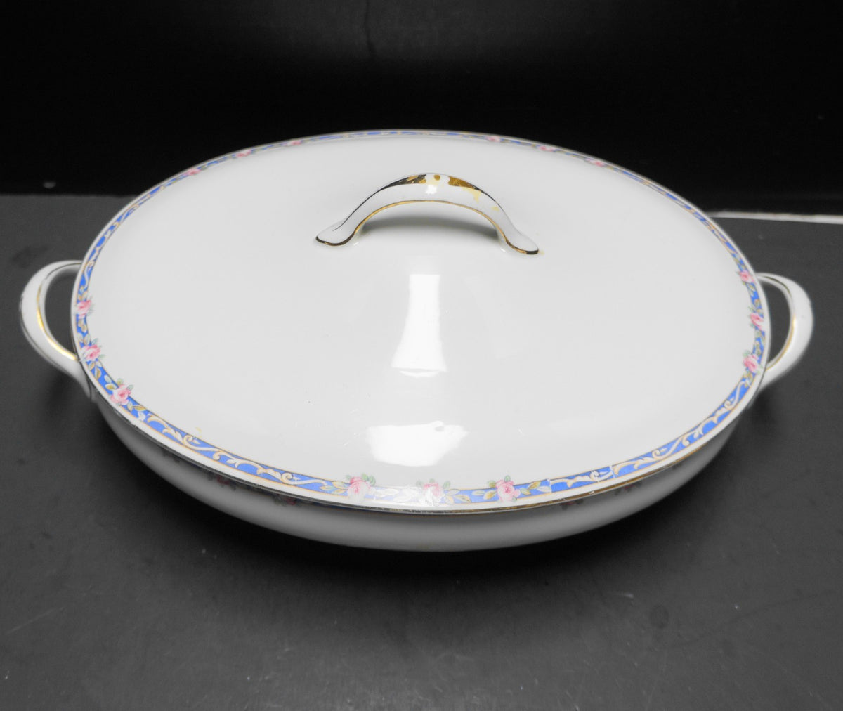 John Maddock & Sons Royal Vitreous Pink Roses Blue Band Oval Covered Vegetable