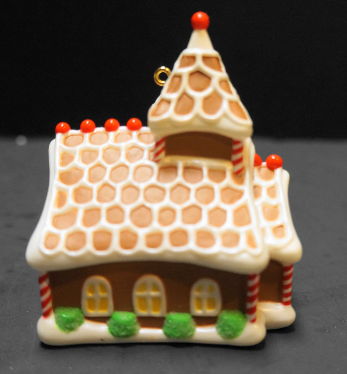 Hallmark Keepsake Ornament Gingerbread House 2000