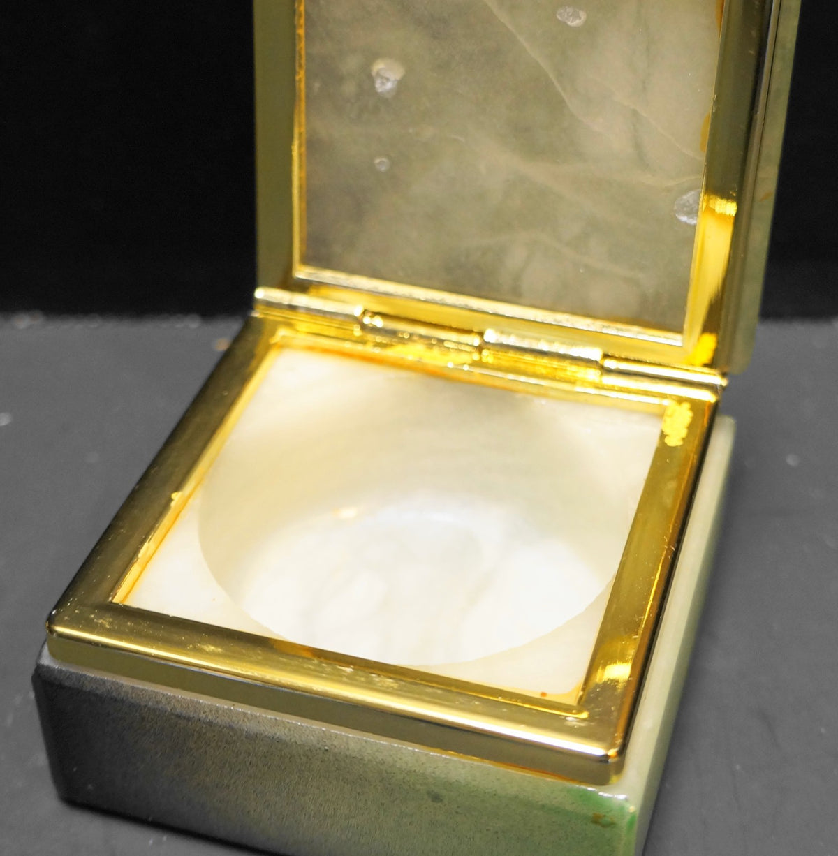 Green Ombre Alabaster Trinket Box Italy Pink Flower Decoration