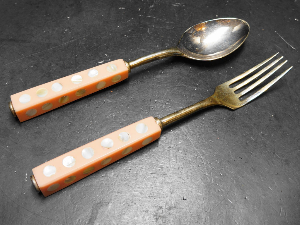 Two's Company Circles of Pearl Pink Handles Silverplated Salad Servers Fork Spoon