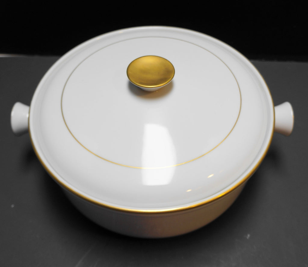 Andrea by Sadek Oven to Table White Porcelain Gold Trim Casserole Baking Dish