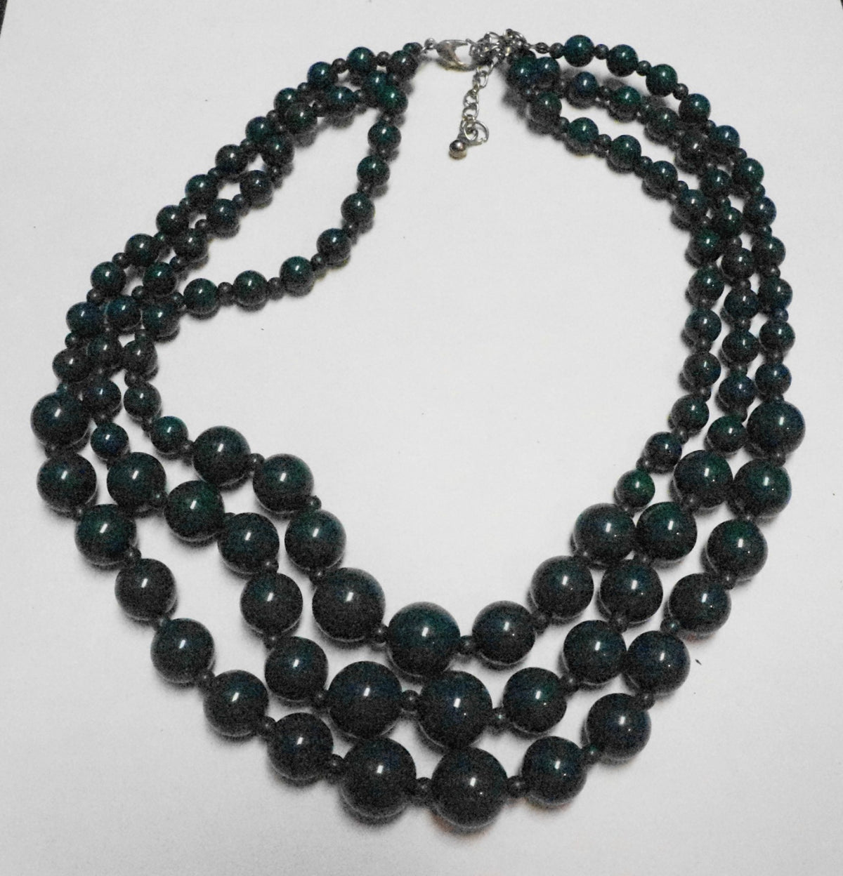 Deep Green Plastic Triple Strand Graduated Beads Necklace