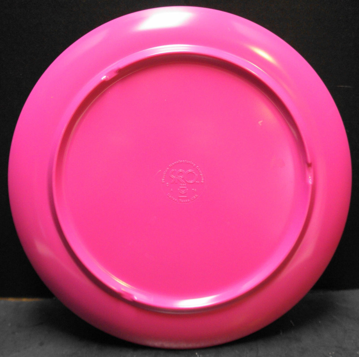 SRO Dallas Texas Plastics Manufacturing Co Hot Pink Round Platter 1980s