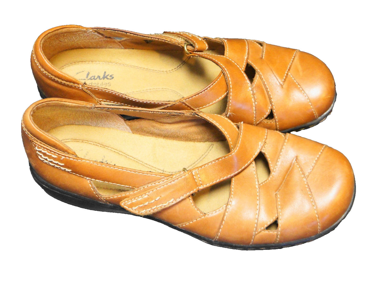 Clarks Bendables Ashland Spin Q Womens 7.5M Tan Shoes Adjustable Strap Leather