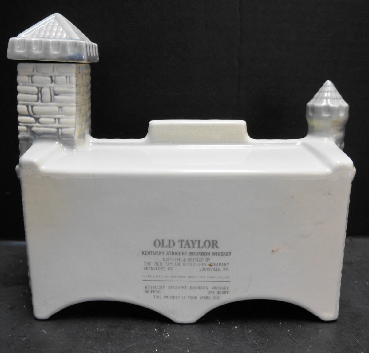 Old Tayor Distillery Company Kentucky Castle Decanter 1968 Hand Painted