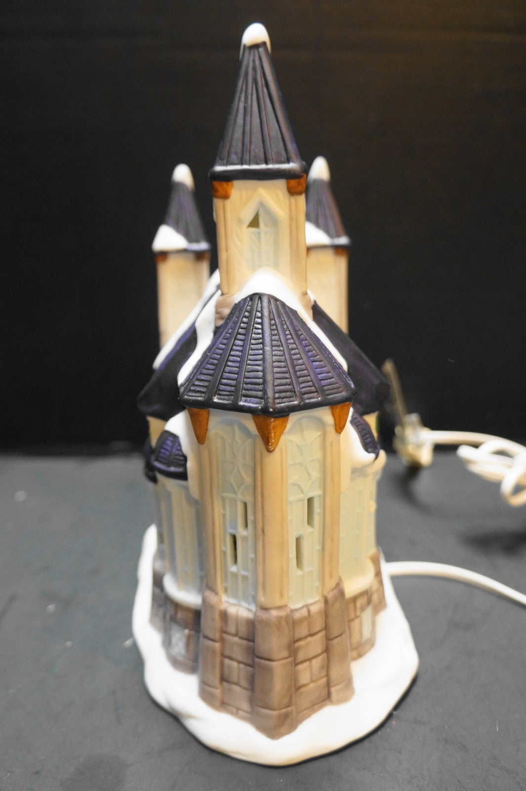 Galleria Fine Porcelain Hand Painted Christmas Village Church Lamp