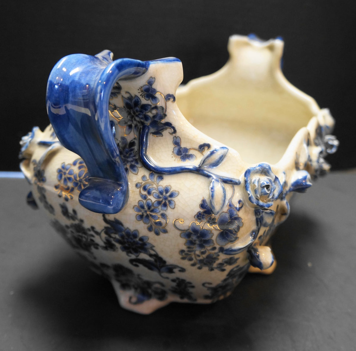 Blue White Rectangle Planter Embossed Flowers Crackle Glaze China