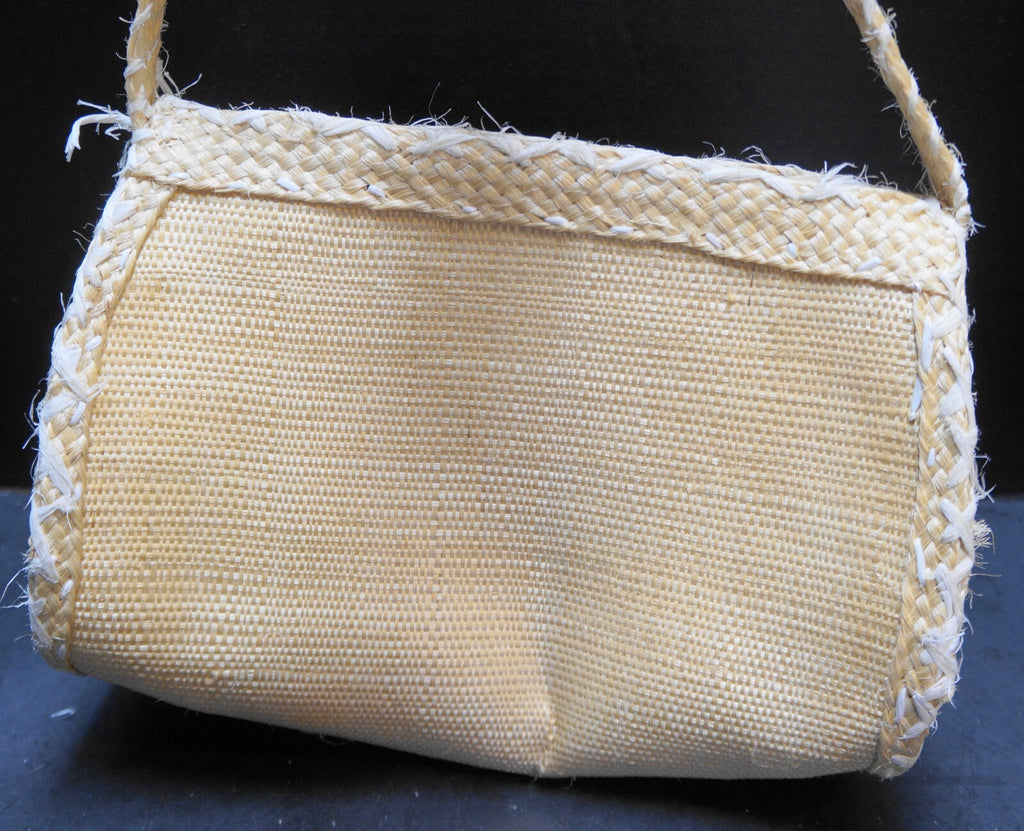 Cream Straw White Raffia Seashell Flower Beachy Purse Summer