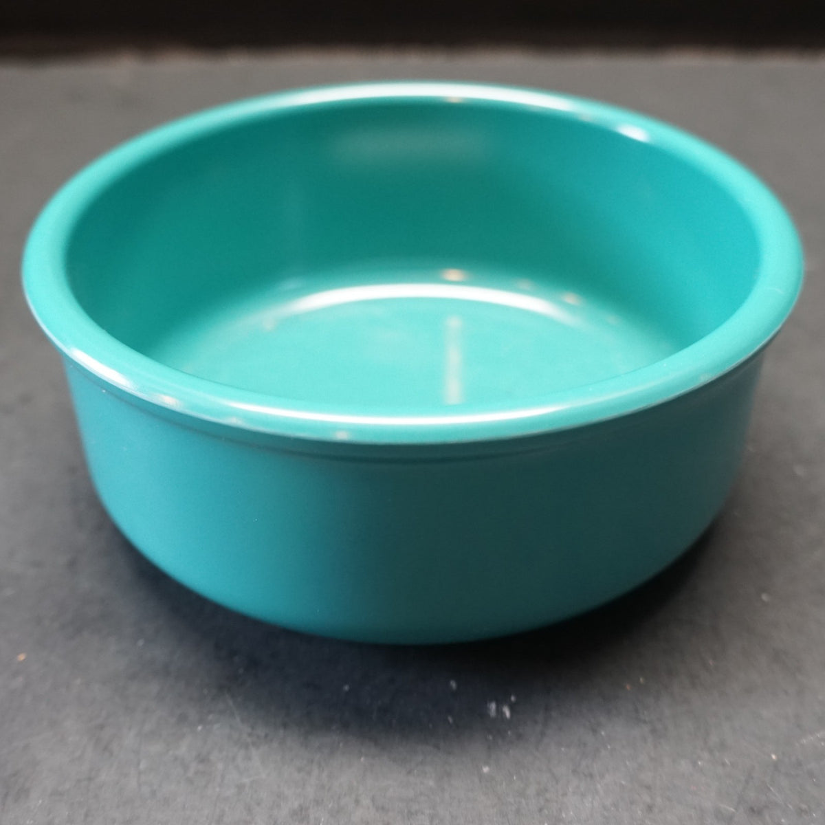 SRO Dallas Texas Plastics Manufacturing Co Green Cereal Soup Bowl 5 3/8 IN