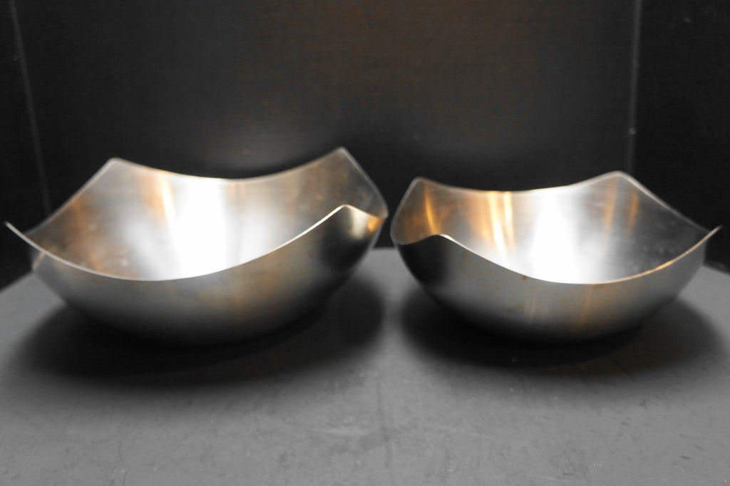 American Metalcraft Squond Stainless Steel Bowls Pair 10 3/4 IN 9 IN