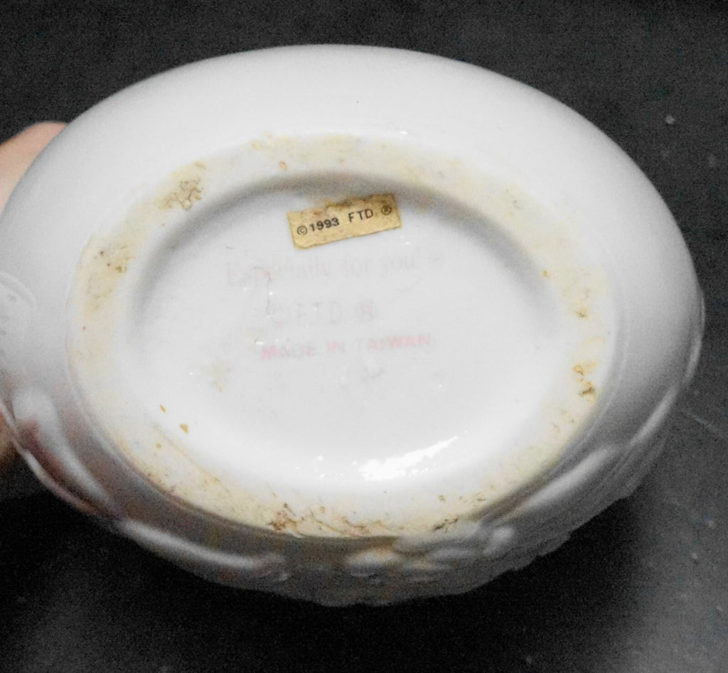 FTD Porcelain Planter Mother Baby Young Childs Holding Hands Pink White 1993