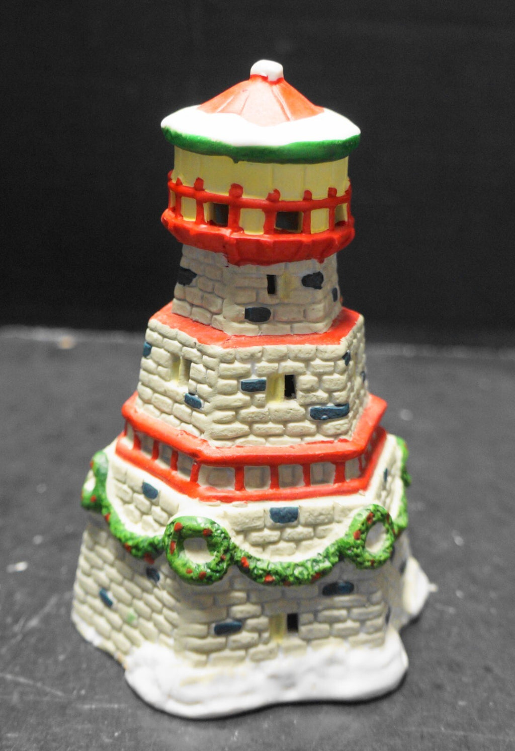 NOMA New England Christmas Village Lighthouse 1996