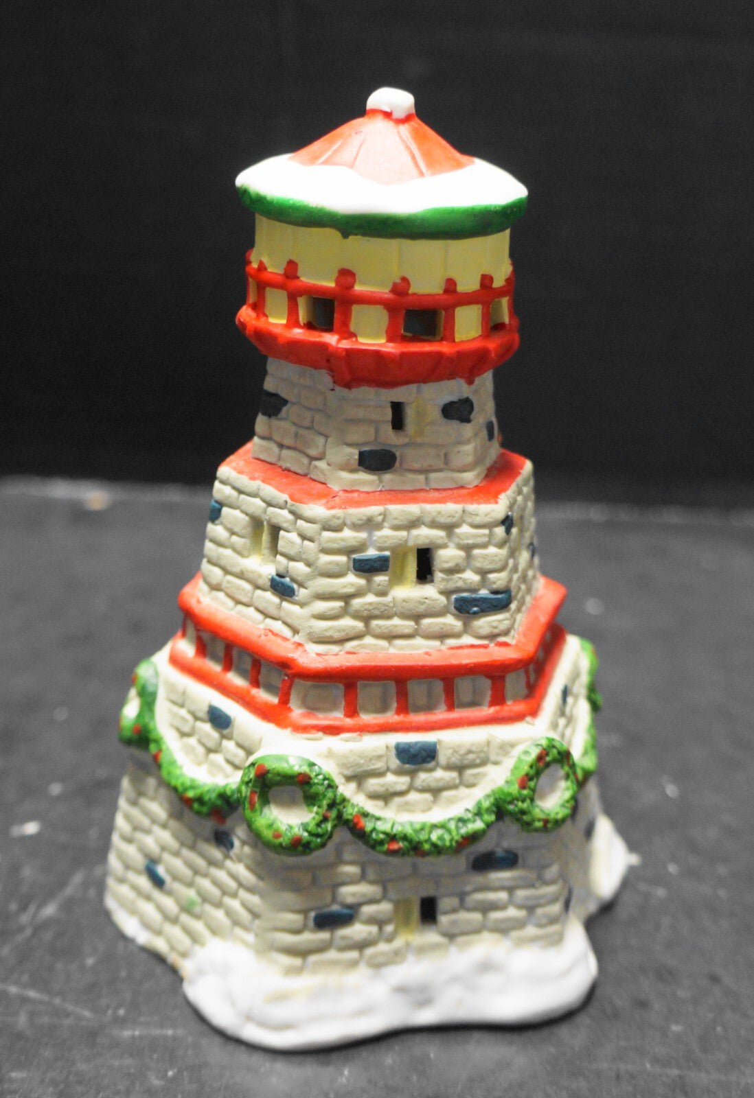 NOMA New England Christmas Village Lighthouse 1996