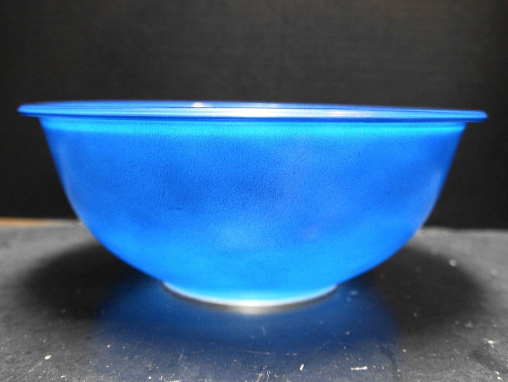 Pyrex 325 Primary Royal Blue on Clear Mixing Bowl 2.5 QT