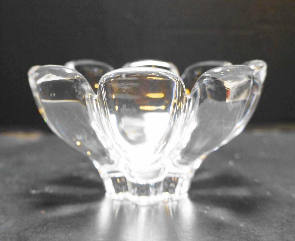 Vintage Mikasa Austria Heavy Crystal Zinnia Petal Bowl 6"