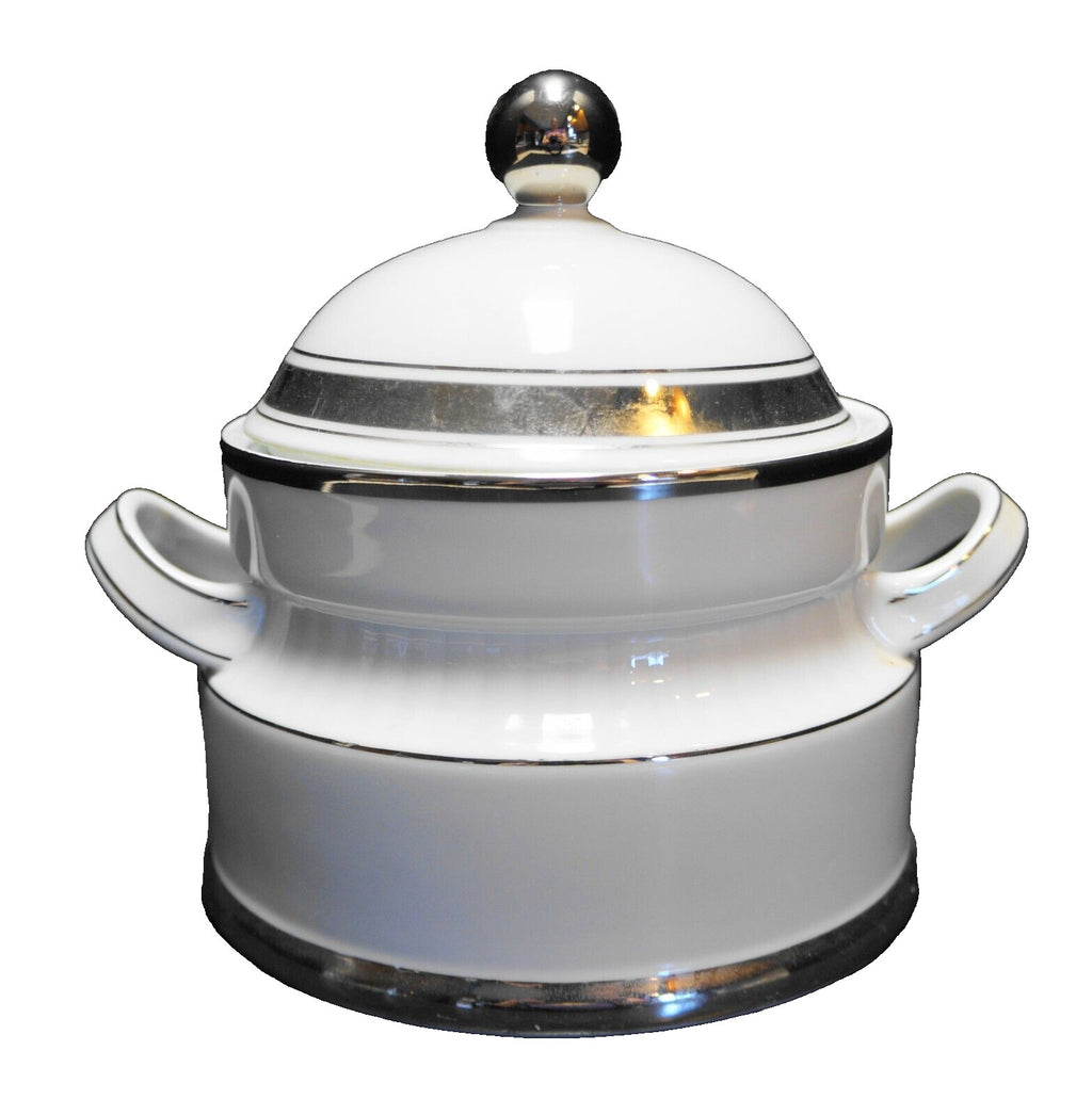 Winterling Bavaria White Sculpted Rib Platinum Trim Tureen