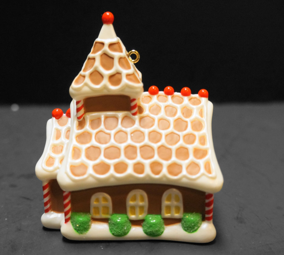 Hallmark Keepsake Ornament Gingerbread House 2000