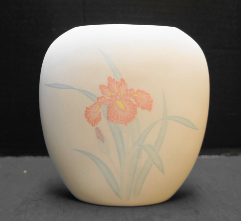Toyo Pastel Iris Matte Finish Pocket Vase Japan