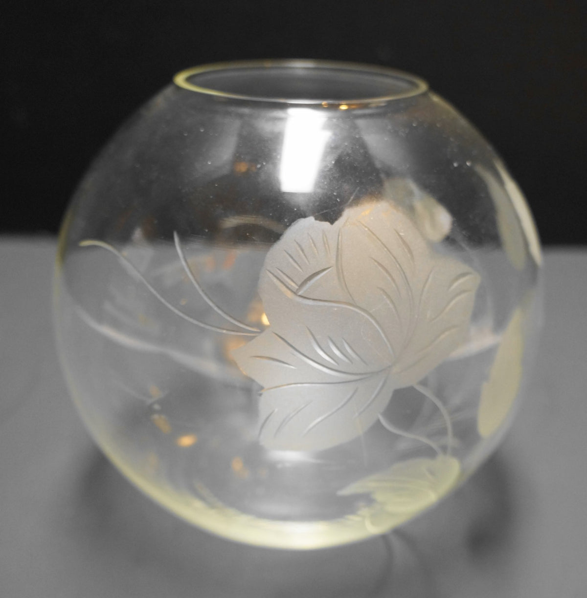 Clear Glass Etched Cut Rose Flower Leaves Rose Bowl 5 IN