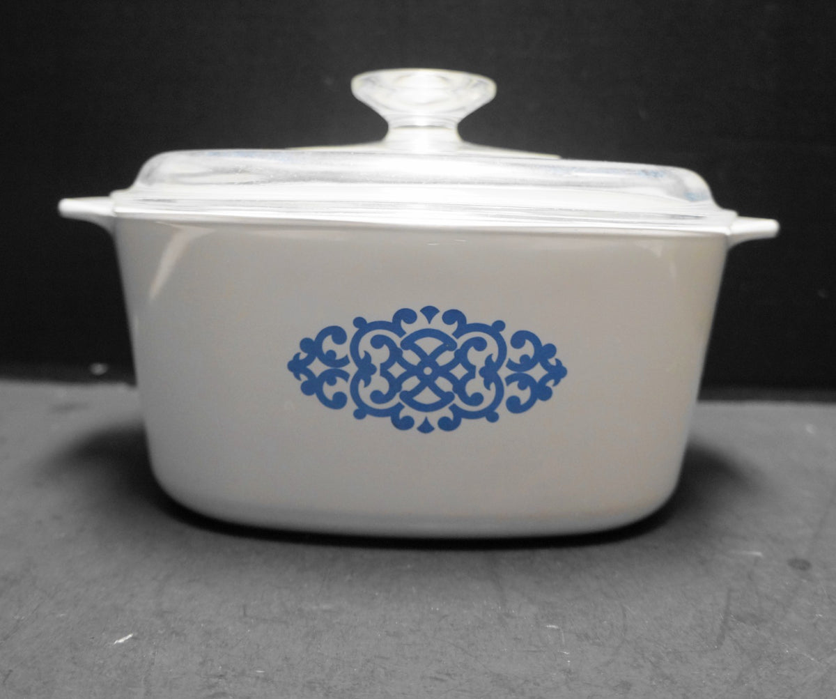 Corning Ware Shell Oil Medallion Blue 3 QT A-3-B Casserole With Lid