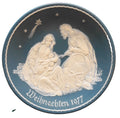 Villeroy & Boch Mettlach Holy Family White Cameo on Blue Weihnachten 1977 Plate