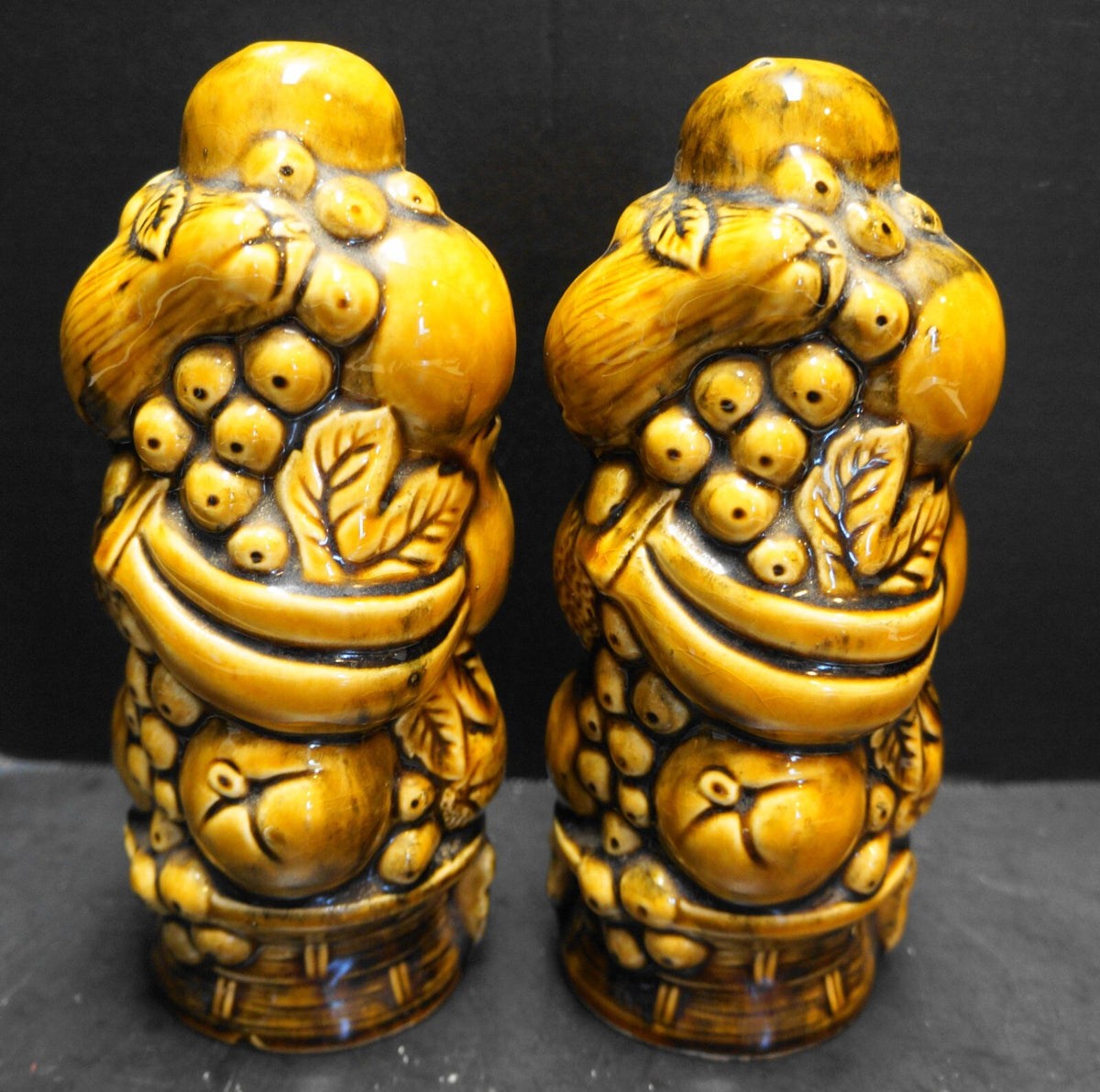 Inarco Harvest Daisy Golden Brown Huge Salt Pepper Shakers Japan