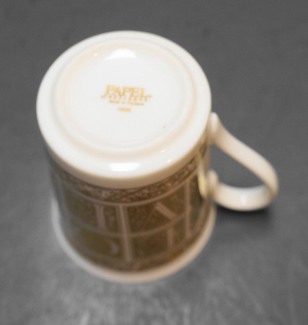 Papel Freelance Love Gold Filigree Mug Bone China