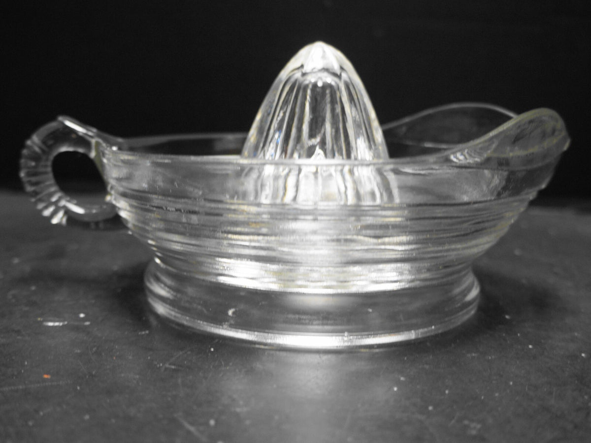 Anchor Hocking Clear Pressed Glass Horizontal Ribbed Vintage 8" Juice Reamer.