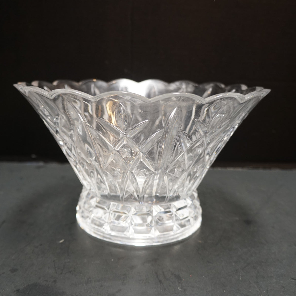 Cristal d'Arques Fleuron Heavy Crystal Serving Bowl France