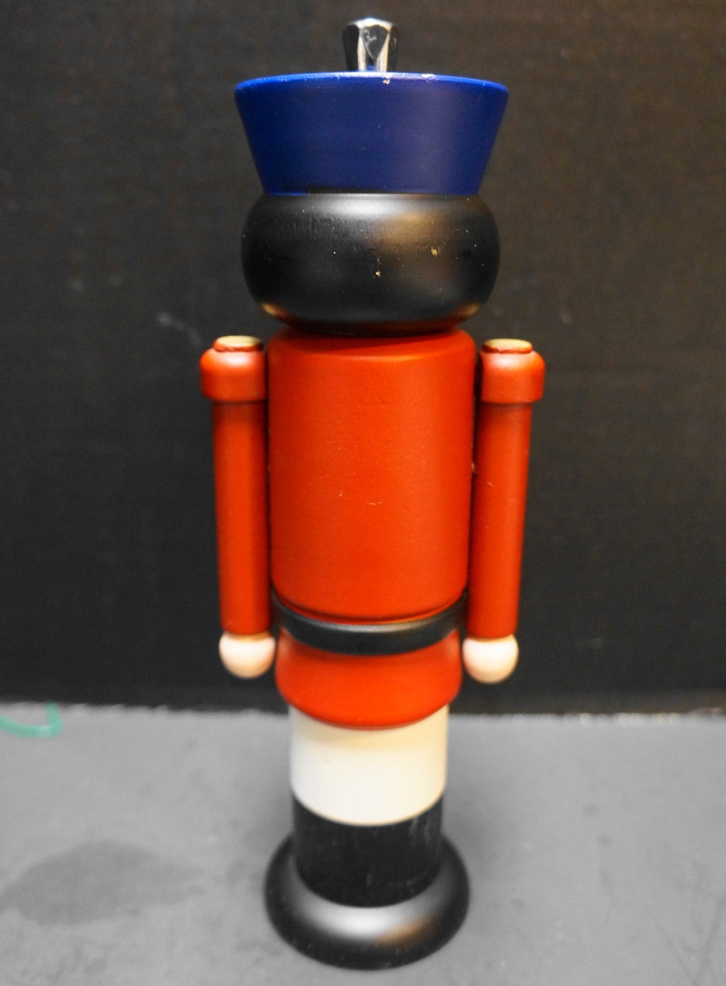 Wooden Nutcracker Soldier Pepper Mill Grinder