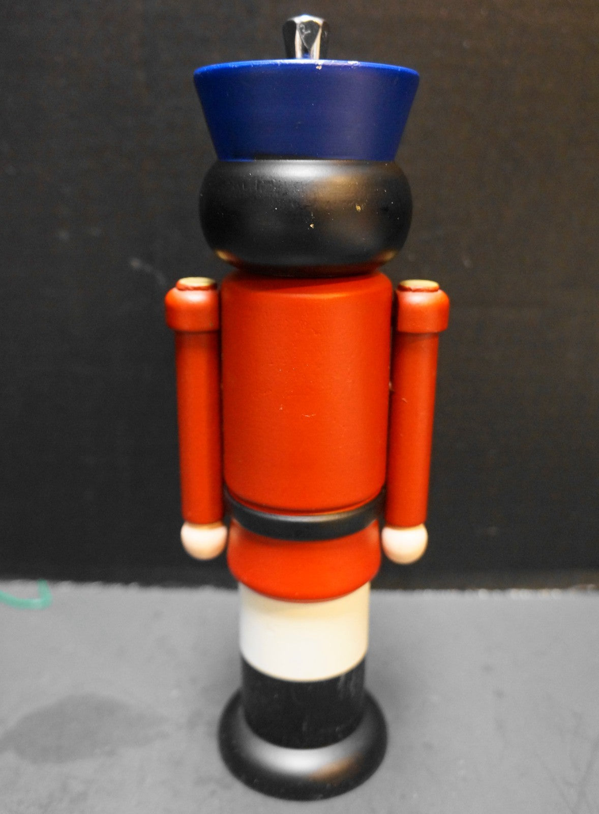 Wooden Nutcracker Soldier Pepper Mill Grinder