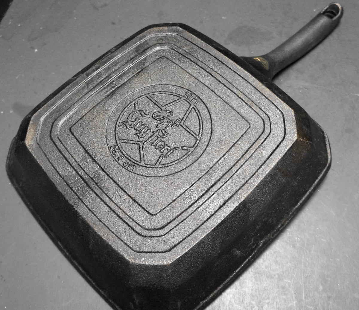 Guy Fieri Cast Iron Square Grill Pan 10" Limited Edition