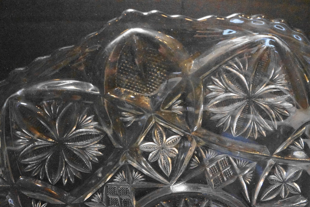 Rain Lily Flower Pressed Glass Pinecut Diamond 12" Plate Platter