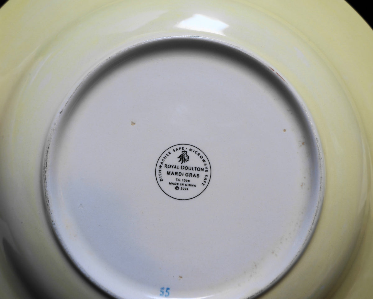 Royal Doulton Mardi Gras Dinner Plates 2 Solid 4 Polka Dot