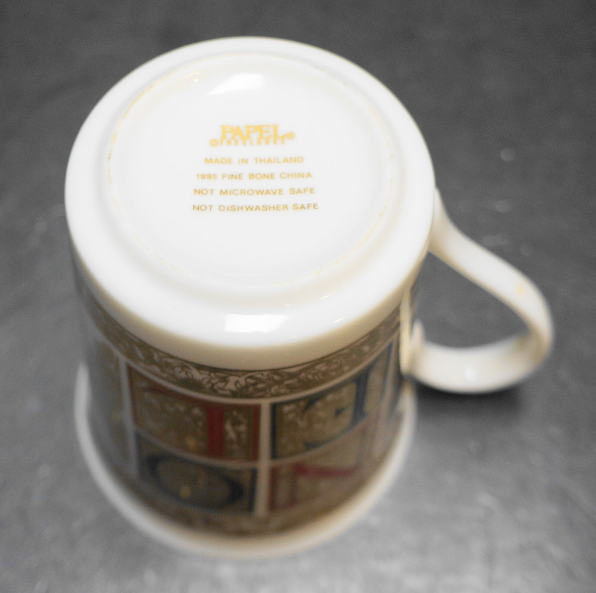 Papel Freelance Noel Christmas Mug Bone China