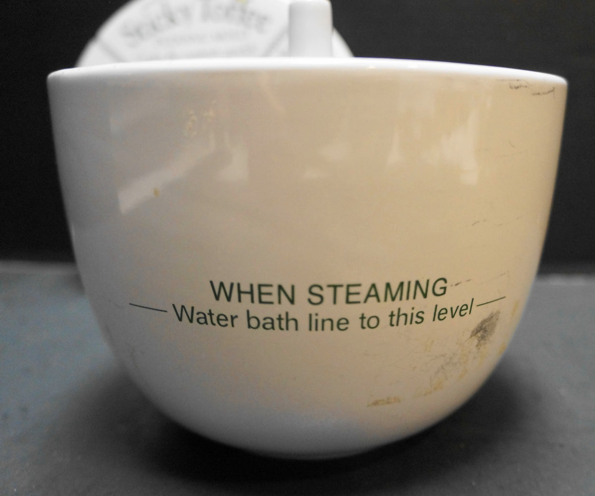Williams Sonoma Sticky Toffee Pudding Mold Ceramic Gold Medal 1911
