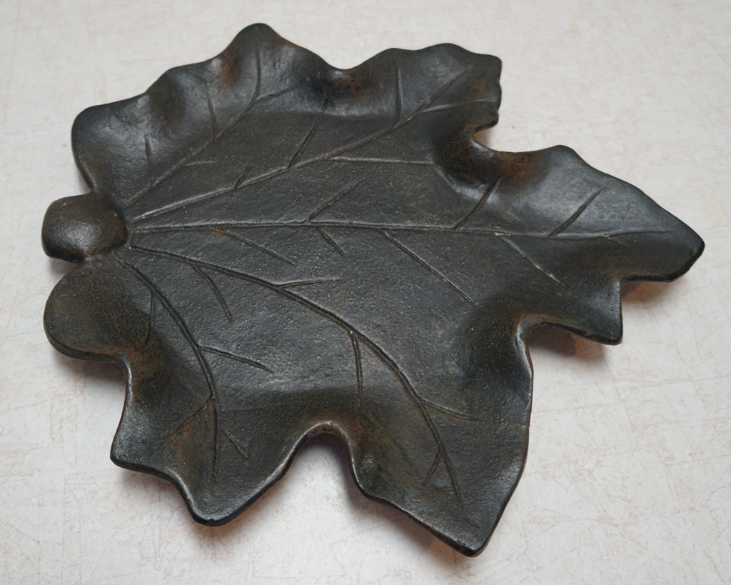 Target Halloween 2004 Novelty Cast Iron Leaf Dish Tray Candle Holder