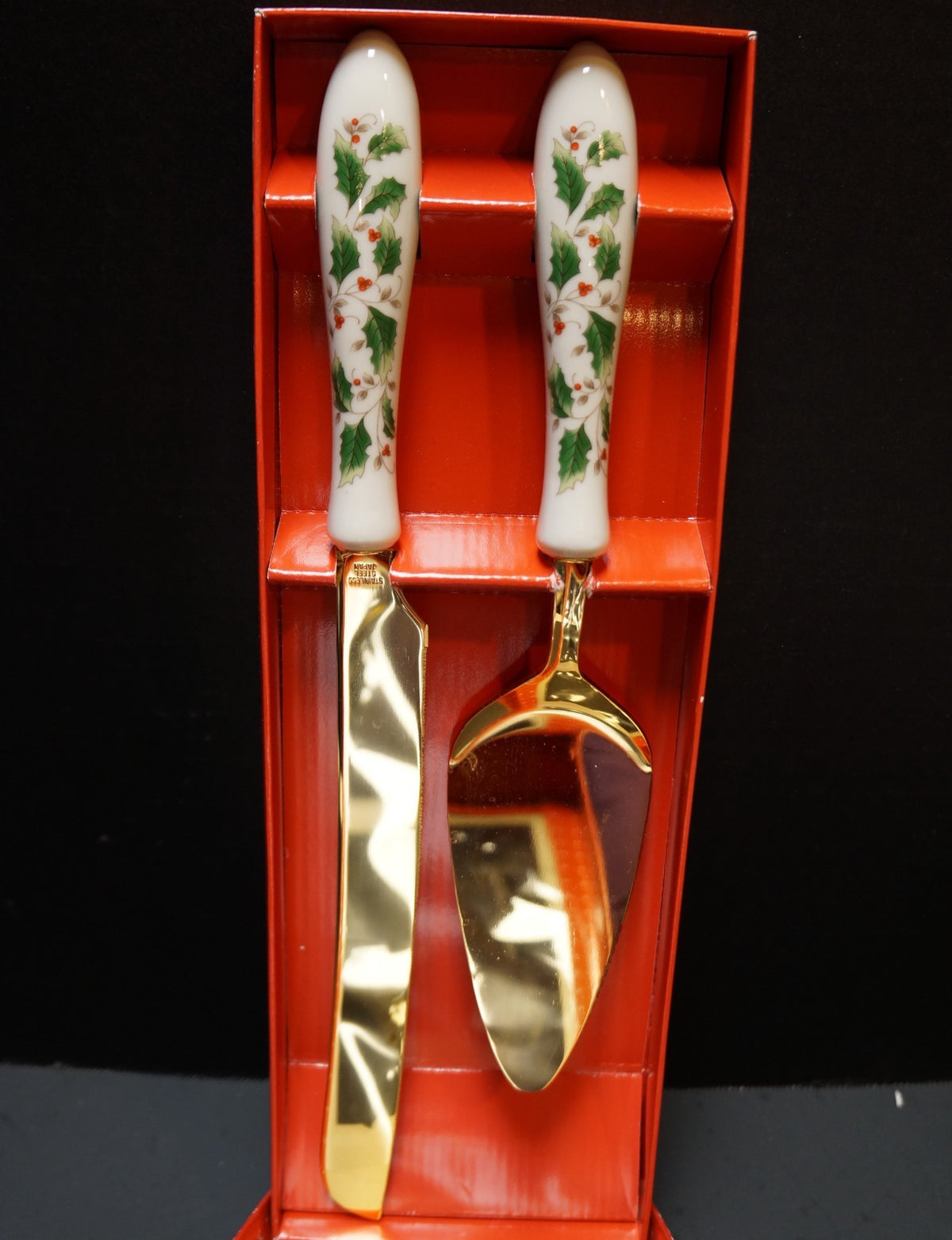 Holly Holiday Cake Server Knife Set New Home For The Holidays