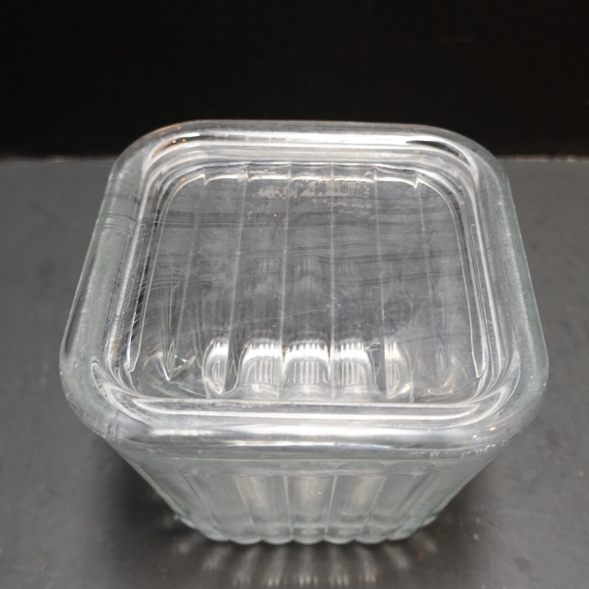 Anchor Hocking 1932 Vintage Design 2003 Bake 'n Keep Square Refrigerator Dish