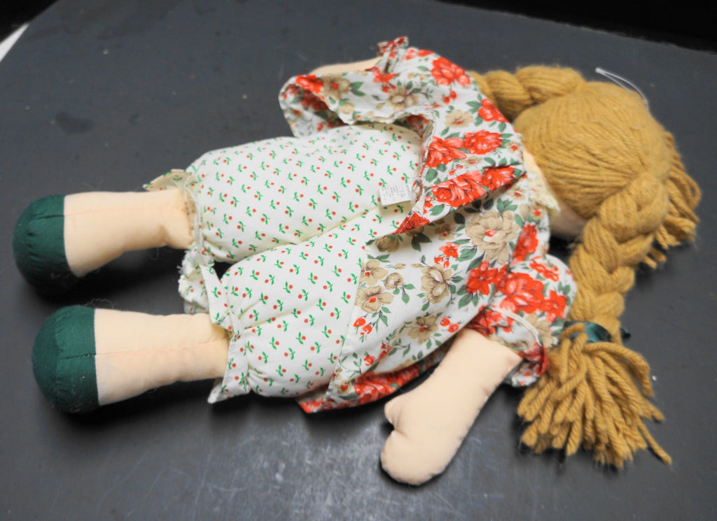 Commonwealth Soft Rag Doll Yarn Hair 16" 1989