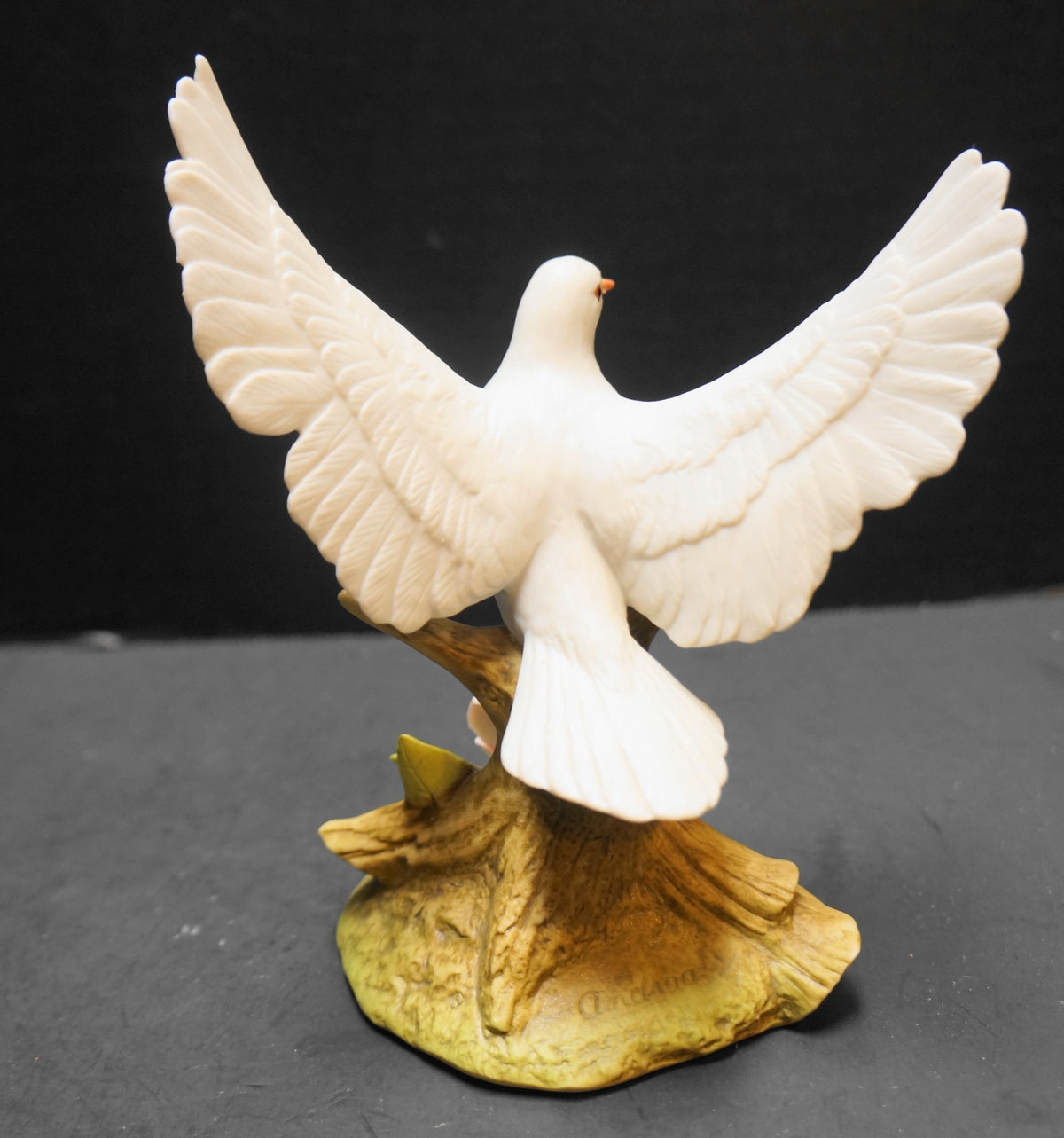 Andrea by Sadek White Dove Pink Rose 8042 Bird Figurine 1987