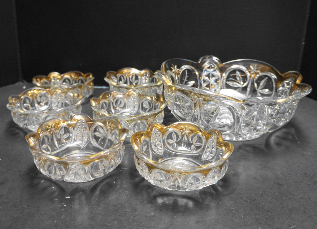 New Martinsville Leaf and Star Berry Bowl Set 7 Pieces EAPG