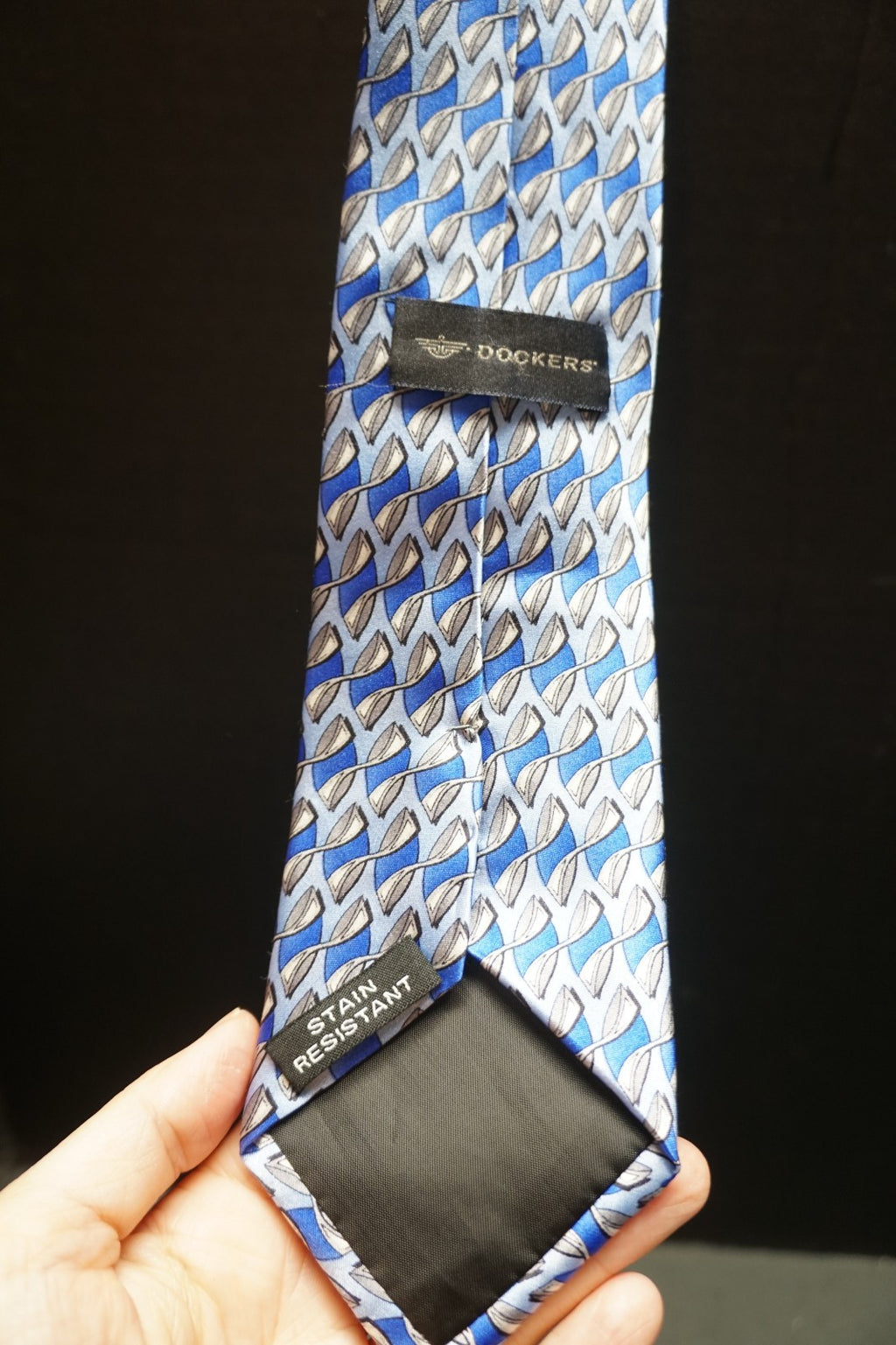 Dockers Blue Gray Wave Ellipse Pattern Skinny Narrow Silk Tie 2000s Vintage