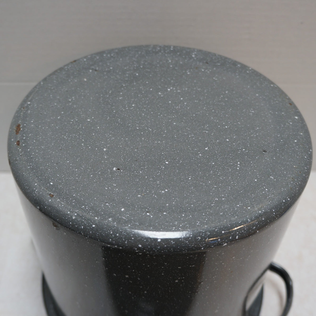 Gray Speckled Granite Ware Stock Pot 6 Qt 8" Used