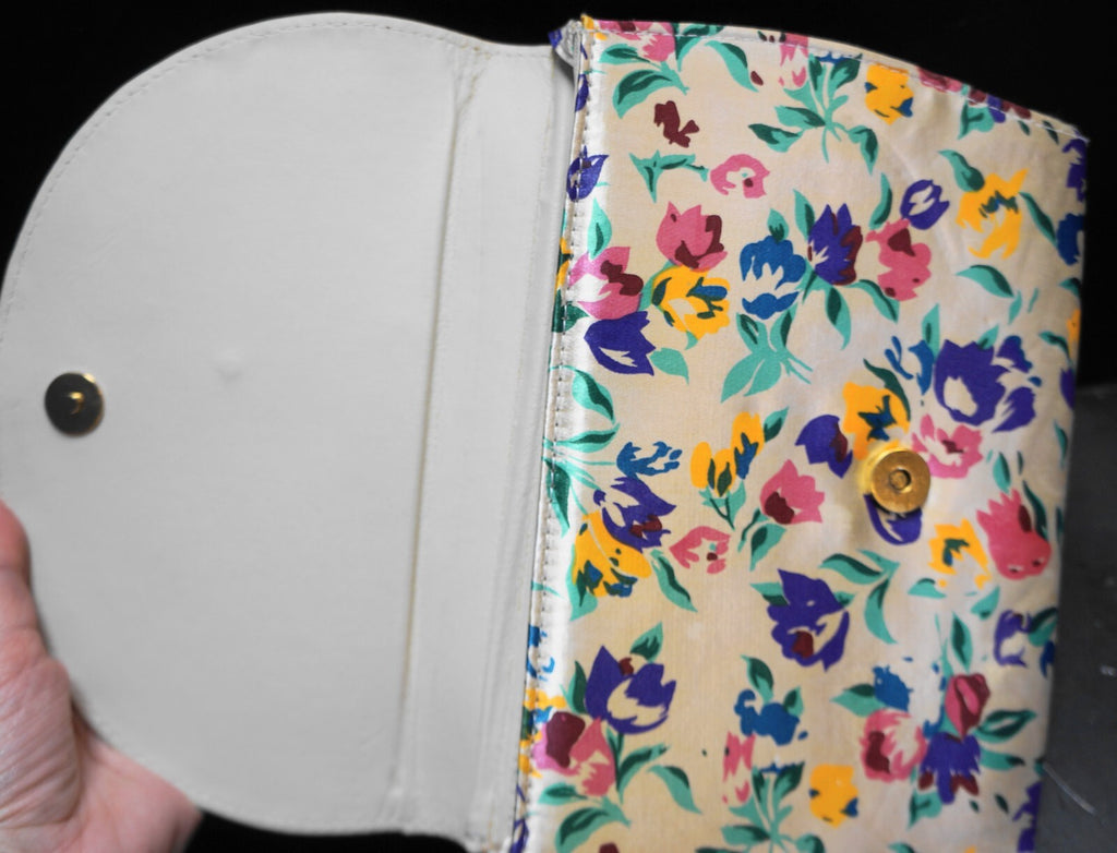 Cervelle Satin Floral Vintage Purse