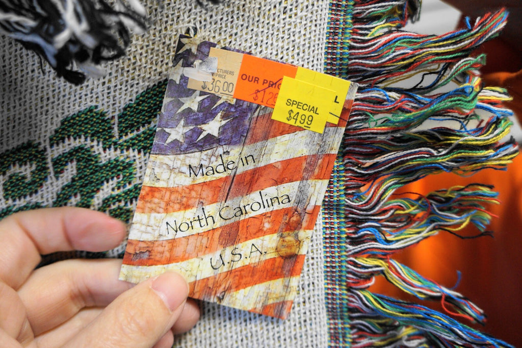 Vermont Cities Manual Wodworkers and Weavers Jacquard Throw Blanket