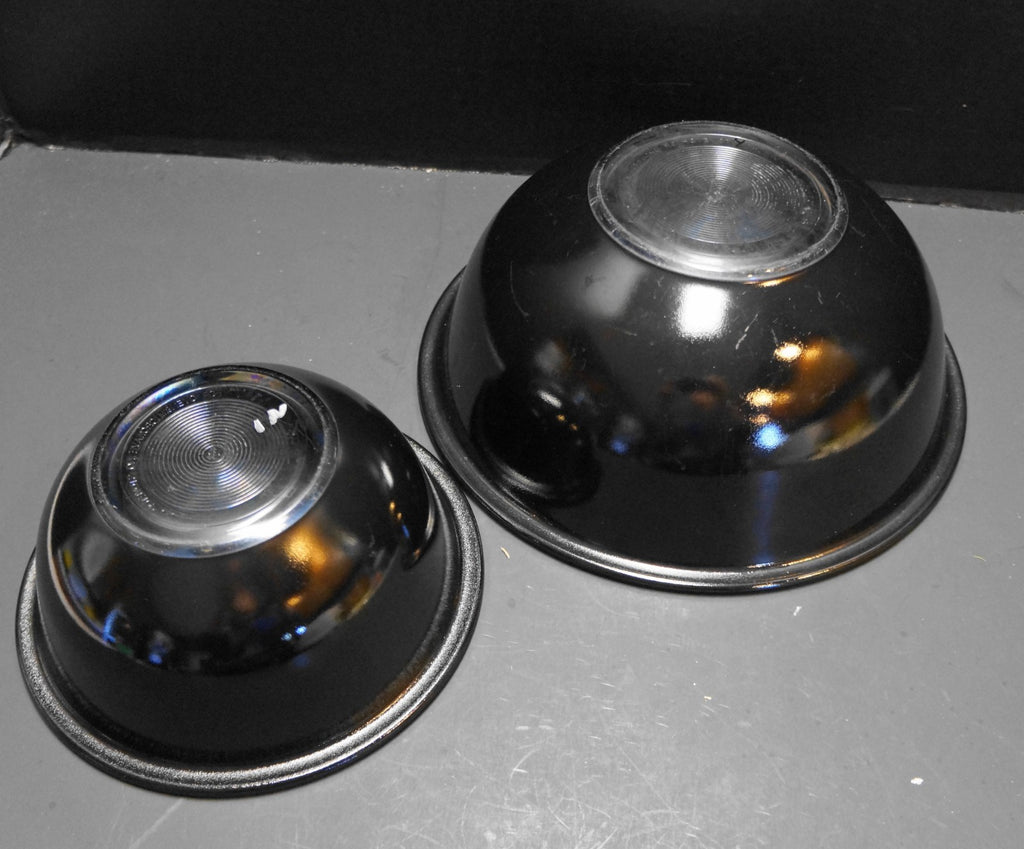 Pyrex Black on Clear 325 322 Mixing Bowls Pair